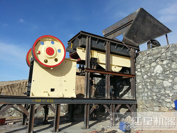 原煤破碎機安裝現場 原煤破碎機安裝現場