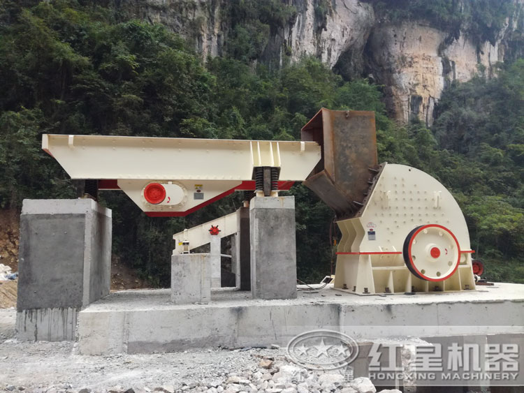 河南信陽時產350噸錘破現場,用戶拿出廠價入手這臺設備 河南信陽時產350噸錘破現場,用戶拿出廠價入手這臺設備