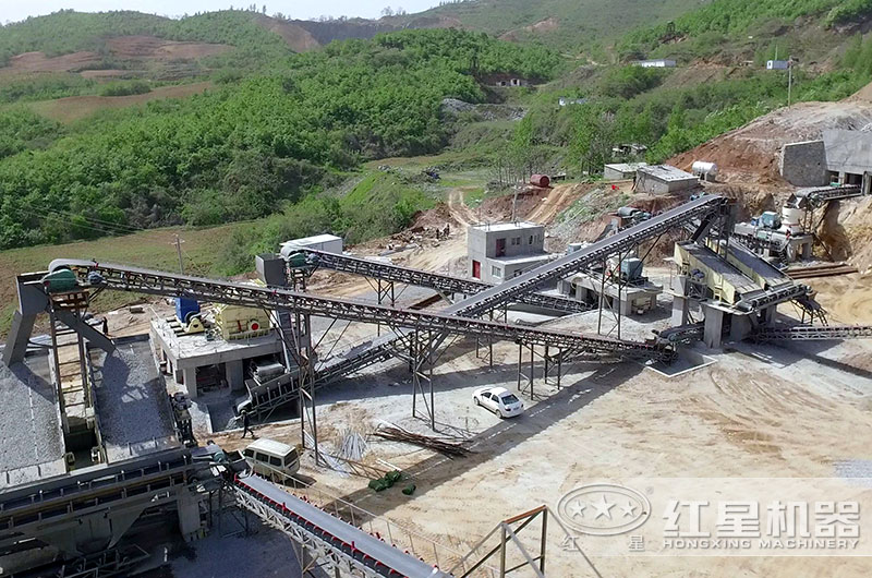 南陽生產現場,根據產量搭配生產線設備 南陽生產現場,根據產量搭配生產線設備