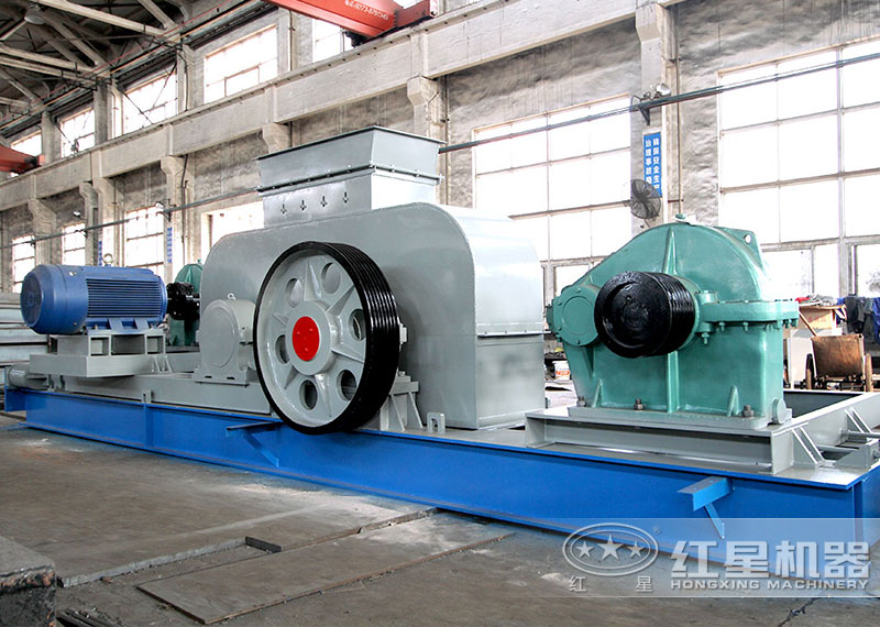 大型規(guī)格的對輥破碎機(jī) 大型規(guī)格的對輥破碎機(jī)