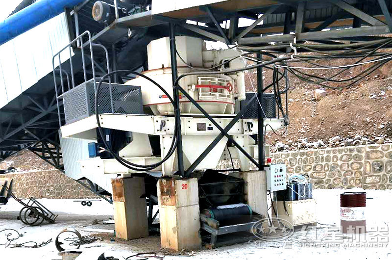 破碎機配合除塵箱現場 破碎機配合除塵箱現場