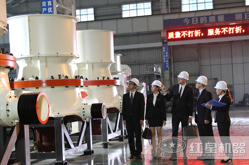 客戶來廠參觀考察石子機 客戶來廠參觀考察石子機