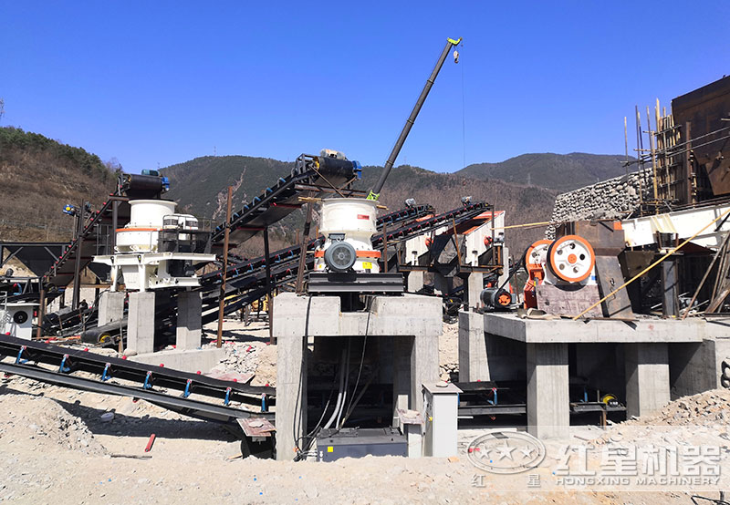 碎石機作業現場 碎石機作業現場